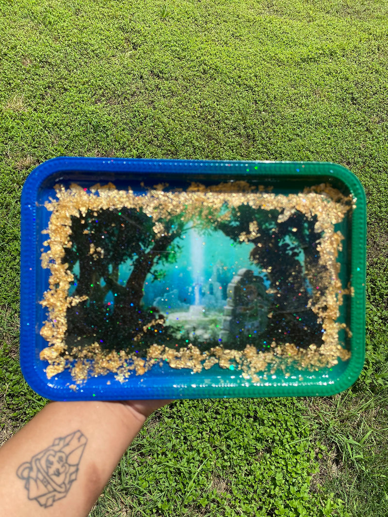 Ash or rolling tray (not a set)